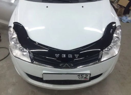 Дефлектор капота (мухобойка) CHERY Very (Fulwin 2 Hatchback) (A13) с 2009 г.в. (Чери Вери) ТМ Вип Тюнинг