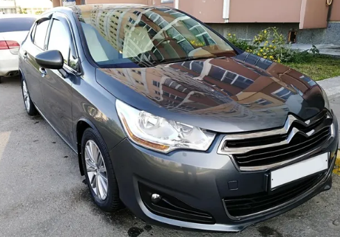 Дефлекторы окон (ветровики) Citroen C4 II Hb 5d 2011 ХРОМ.МОЛДИНГ (Ситроен С4) ТМ Кобра Тюнинг