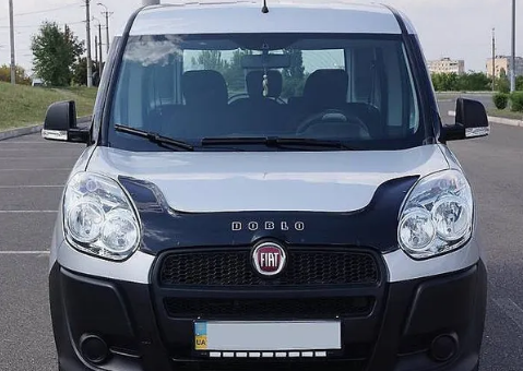 Дефлектор капота (мухобойка) Fiat Doblo с 2010 г.в. (Фиат Добло) ТМ Вип Тюнинг