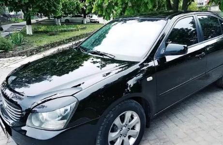 Дефлектор капота (мухобойка) KIA Magentis c 2005-2008 г.в. (Киа Маджентис) ТМ Вип Тюнинг