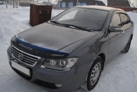 Дефлектор капота (мухобойка) Lifan Solano 620 (LF7162) с 2008 г.в. (Лифан Солано) ТМ Вип Тюнинг