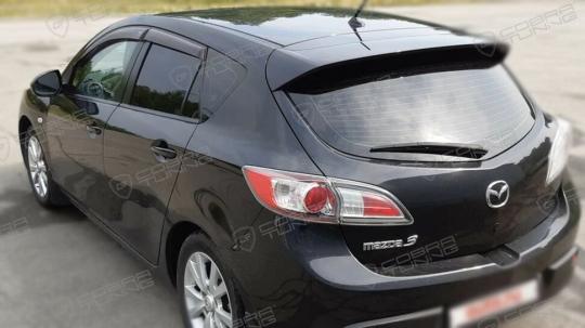 Дефлекторы окон (ветровики) Mazda 3 II (BL) Hb 2009 (Мазда 3) ТМ Кобра Тюнинг