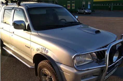 Дефлекторы окон (ветровики) Mitsubishi L200 III 1996-2006 (Митсубиши Л200) ТМ Кобра Тюнинг