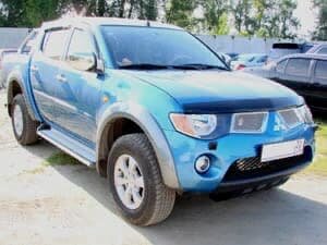 Дефлектор капота (мухобойка) Mitsubishi L200 2006-2015 (Митсубиши Л200) ТМ SIM