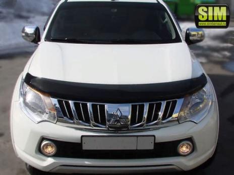 Дефлектор капота (мухобойка) Mitsubishi L200 2015- (Митсубиши Л200) ТМ SIM