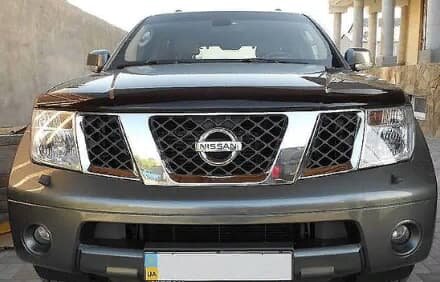 Дефлектор капота (мухобойка) Nissan Navara 2005-2010 (Ниссан Навара) ТМ SIM